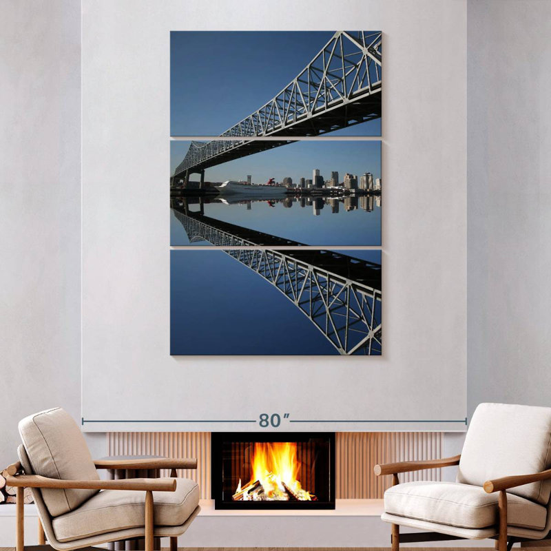 Photographie du pont Lilie Crescent City, H 74 po x l 48 po