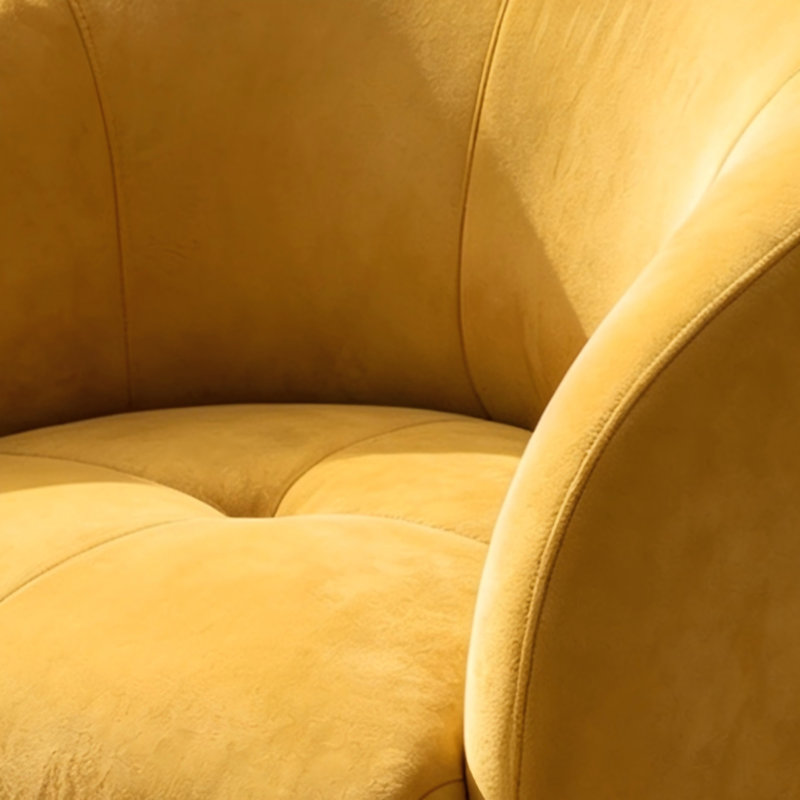 Fauteuil d'appoint pivotant en velours jaune