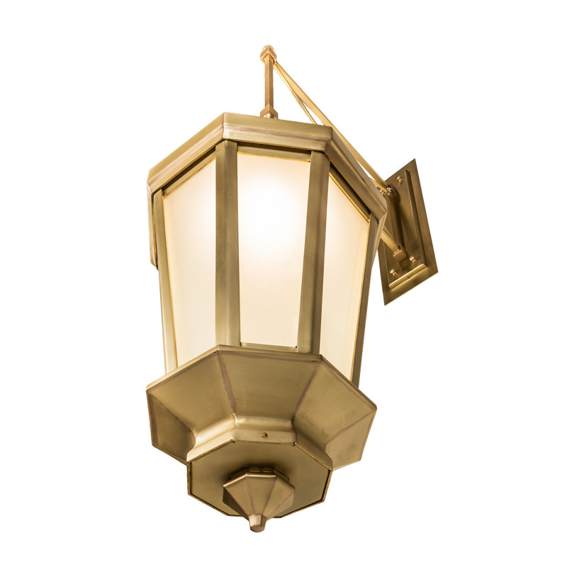 Wesleyan 1 - Light Armed Sconce
