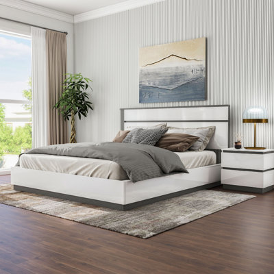 Carilla Wood 6-Piece Bedroom Set