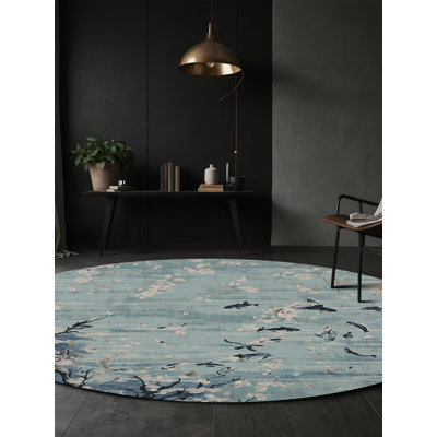 Tapis gris soyeux et moelleux