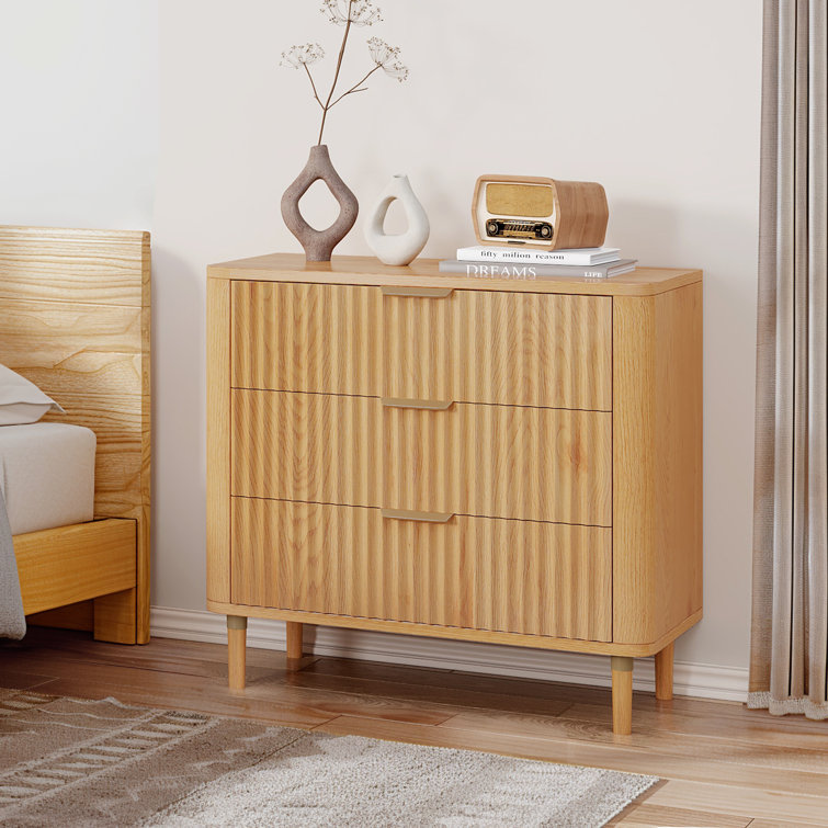 Chapnick 3 - Drawer Dresser