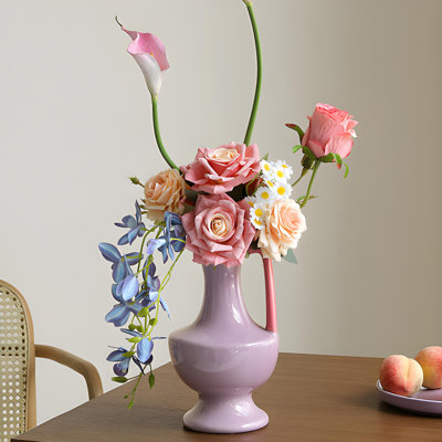 Ornements de fleurs simulées