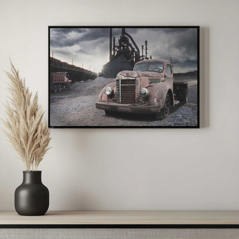 «The Old Steel Plant I» par Lori Deiter, reproduction d'art, L 18 po x H 12 po, Brun, Toile avec cadre