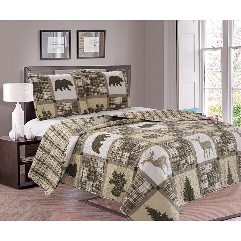 Lodge Patchwork Reversible Quilt Set with Shams, Full / Queen Quilt + 2 Standard Shams, Stonehurst