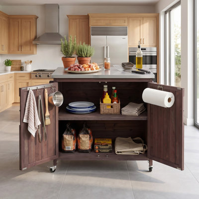 Îlot de cuisine extérieure de 107 cm (42,1 pouces) avec tablette de rangement latérale, chariot de barbecue à roulettes avec armoire de rangement, plateau en acier inoxydable, tablette réglable et 4 roues pour la préparation des pizzas, brun foncé