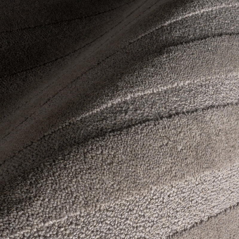 Handmade Medium Pile Gray Wool Striped 4' x 6' Area Rug