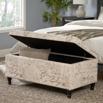 Beige avec revêtement en lin, structure en bois, siège de rangement coloré, décontracté et fonctionnel, tissu, aspect contemporain