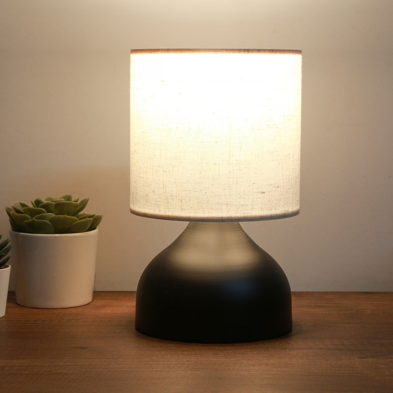 Lampe de table moderne, couleur crème, 12,6 po x 5,5 po | Fabrication 100% métal, hauteur: 12,6 pouces | Douille E27, 40 W maximum, câble de 59,1 po | Design scandinave, parfait pour la décoration de la maison ou du bureau, élégant et fonctionnel