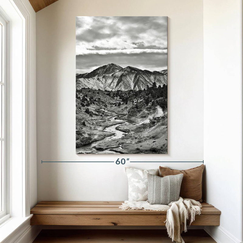 Alvord Sierra Nevada - monochrome, H 51 po x l 34 po