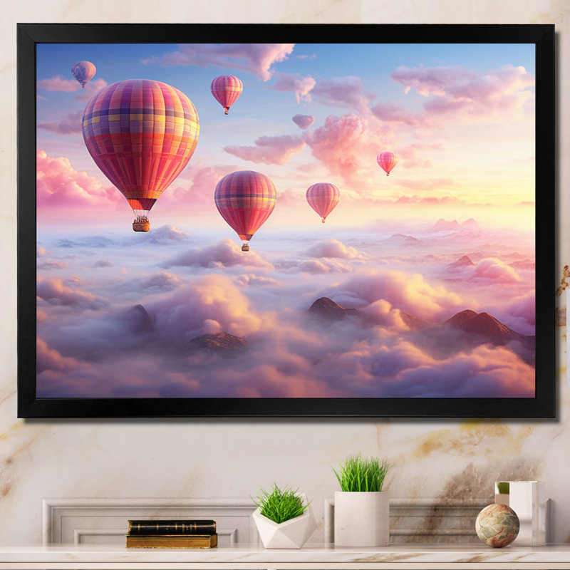 «Pink Hot Air Ballon Ethereal I» sur toile, H 16 po x l 32 po x P 1 po, Cadre photo noir