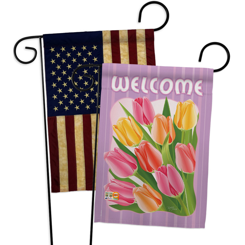Des tulipes en polyester décoratif à 2 côtés 19 po x 13 po  drapeau de jardin