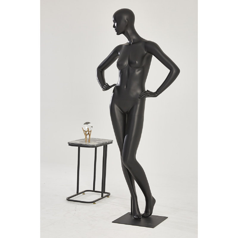 Alesha People Statue