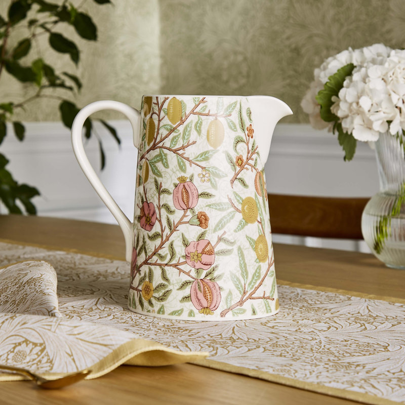 Spode Morris & Co Fruits Jug, 48 Oz - Decorative Botanical Pitcher with Spout & Handle for Water, Juice, Iced Tea, Lemonade & Refreshments, Home & Kitchen Tableware, Dining & Entertaining