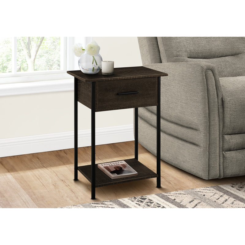 Table à 2 niveaux avec rangement - Stratifié chêne foncé et tablette en métal noir de 24 po de hauteur, Chêne foncé