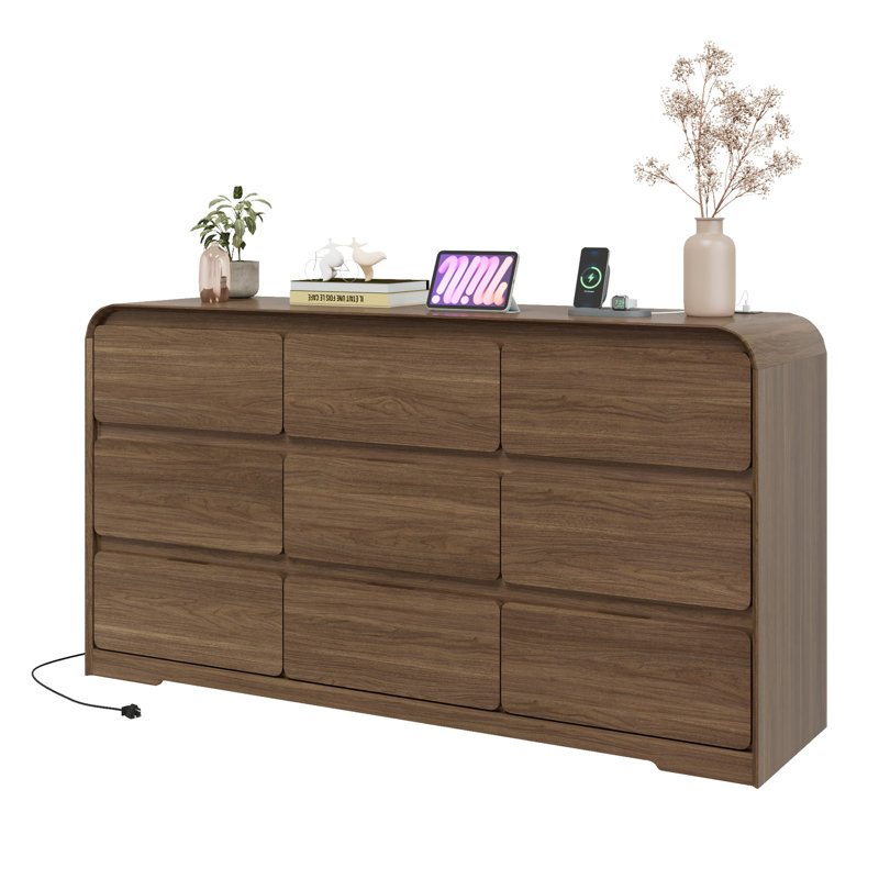 Commode 9 tiroirs 63 po avec station de charge, coins arrondis 63 po, Walnut