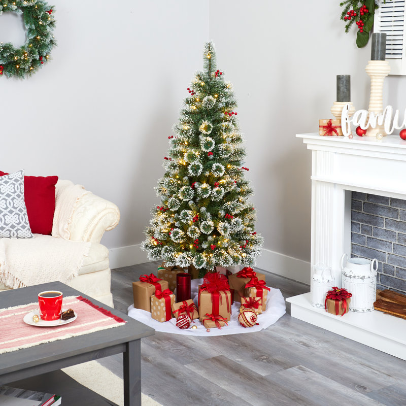 Lighted Artificial Christmas Tree, 5' H