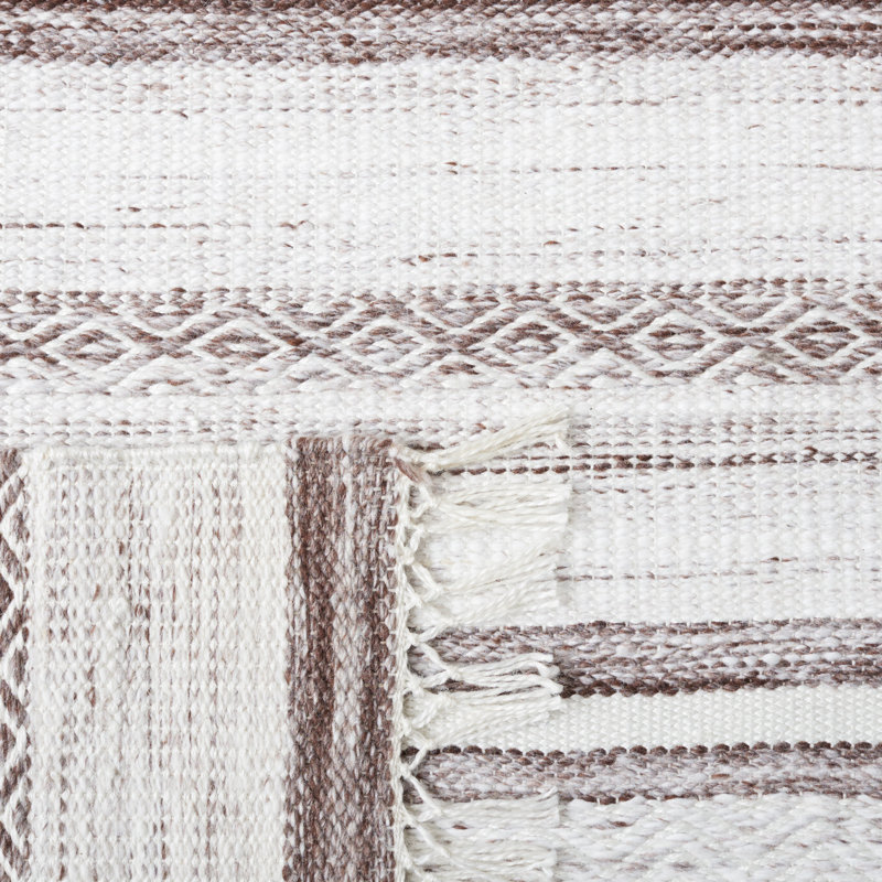 Tapis rayé kilim 108 brun / ivoire, Rectangle 5 pi x 8 pi