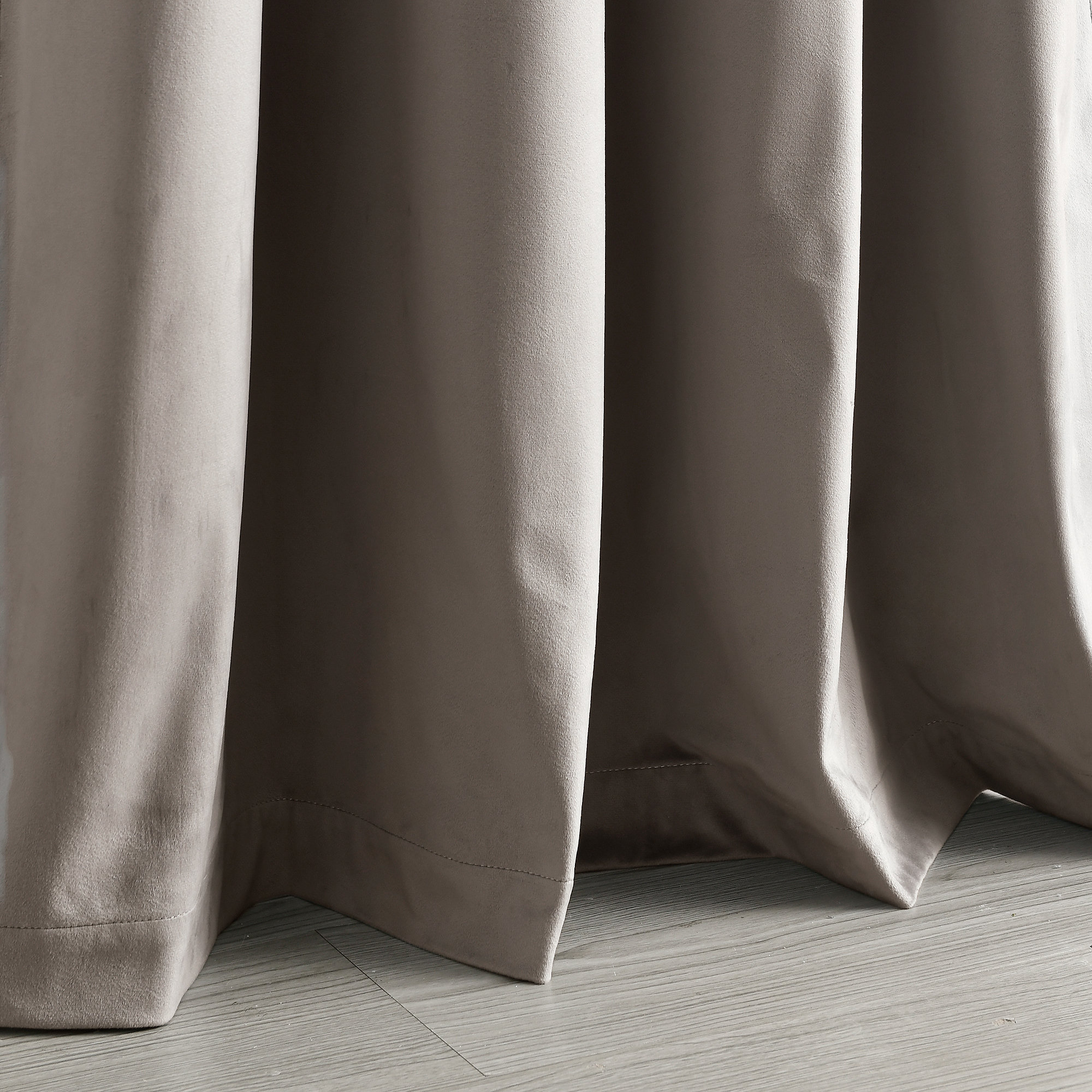 Prima Velvet Solid Blackout Polyester Curtain, Gray