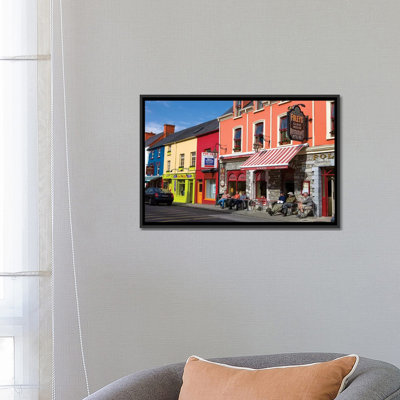 « couleur du centre-ville, kenmare, county kerry, munster province, république of ireland », reproduction de photo sur toile