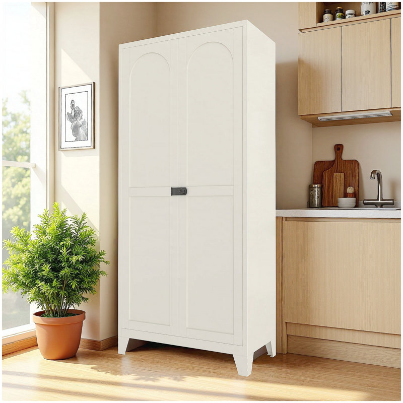 Armoire de rangement en métal de 71 pouces avec serrure et tablettes réglables, idéale pour une organisation sécuritaire et polyvalente dans n'importe quelle pièce