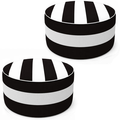 Paquet de 2 tabourets gonflables d'extérieur 21 po x 21 po x 9 po, repose-pieds de patio résistant à la décoloration avec poignée de transport, pouf portable pour le patio, le jardin, le camping et l'intérieur - rayé noir / blanc