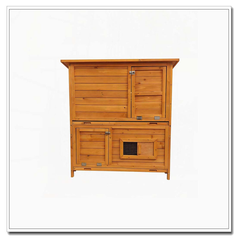 Wooden Chicken Coop with 3 Nesting Boxes for 6-8 Chickens