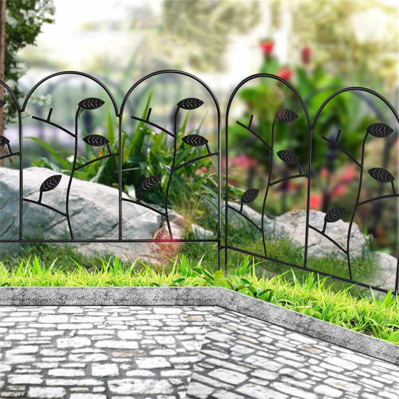 ELEP Black Metal Pet Barrier