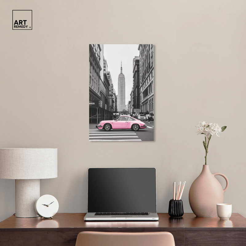 «Pink in the Cityscape», reproduction d'art sur toile par Art Remedy, H 24 po x l 16 po, Toile tendue