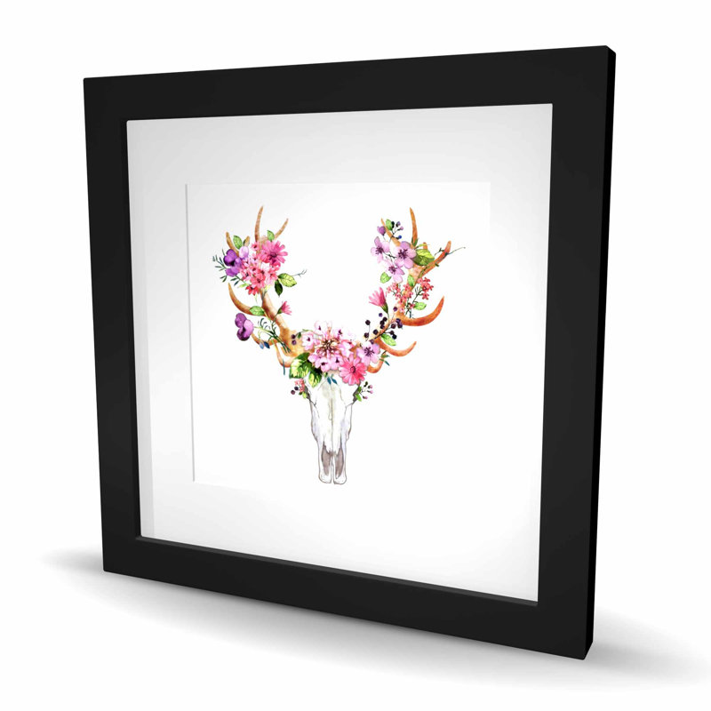 Crâne de cerf rustique avec fleurs - reproduction d'art encadrée, H 16 po x l 16 po, Black