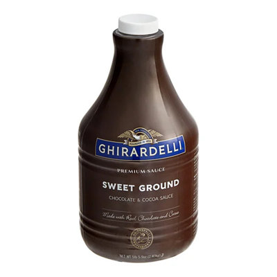 Ghirardelli Sweet Ground Chocolate and Cocoa Flavoring Sauce 64 fl. oz. - 6/Case WS-40862052