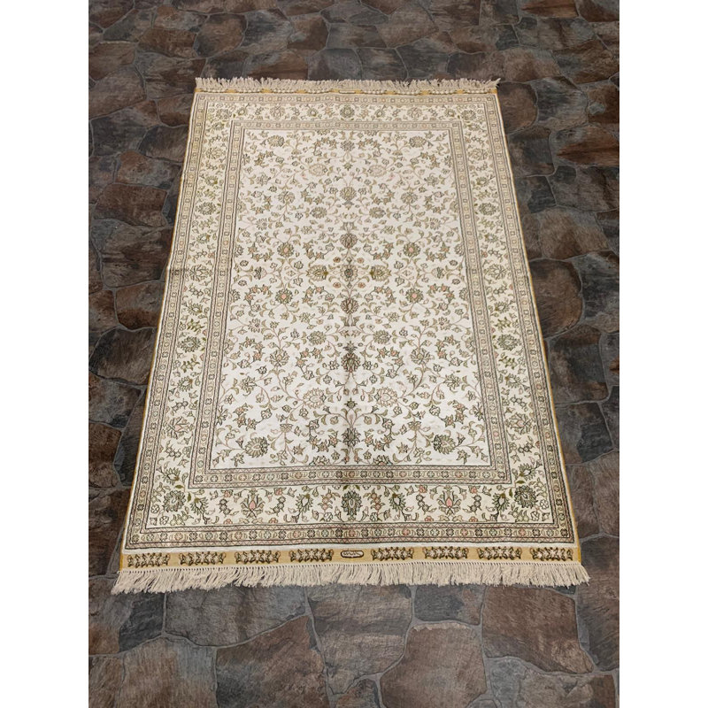 4? x 5? 10? Tapis en soie fait à la main