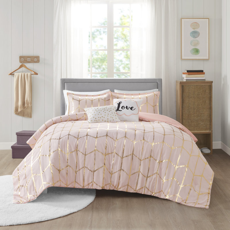 Blush and Gold Microfiber Full Bedspread Set
