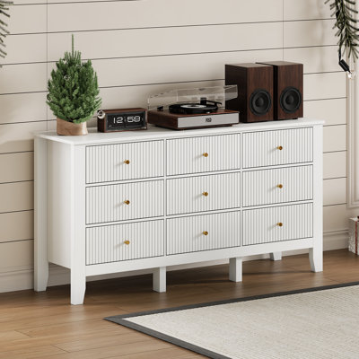  Commode à tiroirs cannelée l 57,3 po Valdir, commode en bois