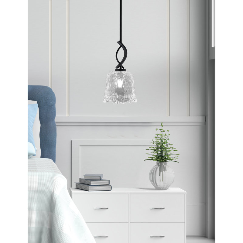 Suspension miniature Waldes Stem Hung présentée en finition noir mat avec verre lave transparent de 18 cm, Clear/Matte Black