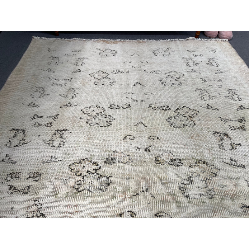 Tapis beige 58,7 x 97,6 po