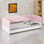 Lit de plancher de style Montessori avec tête de lit tapissier, accoudoirs et côtés protecteurs,-130182313