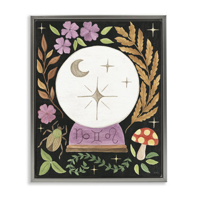 «Spooky Chic Crystal Ball Floater» par Veronique Charron