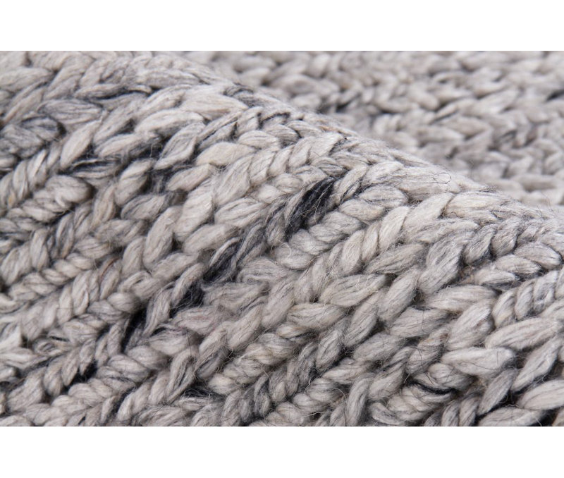 Lauryn Hand-Loomed Gray/Charcoal Area Rug, Rectangle 6' x 9'