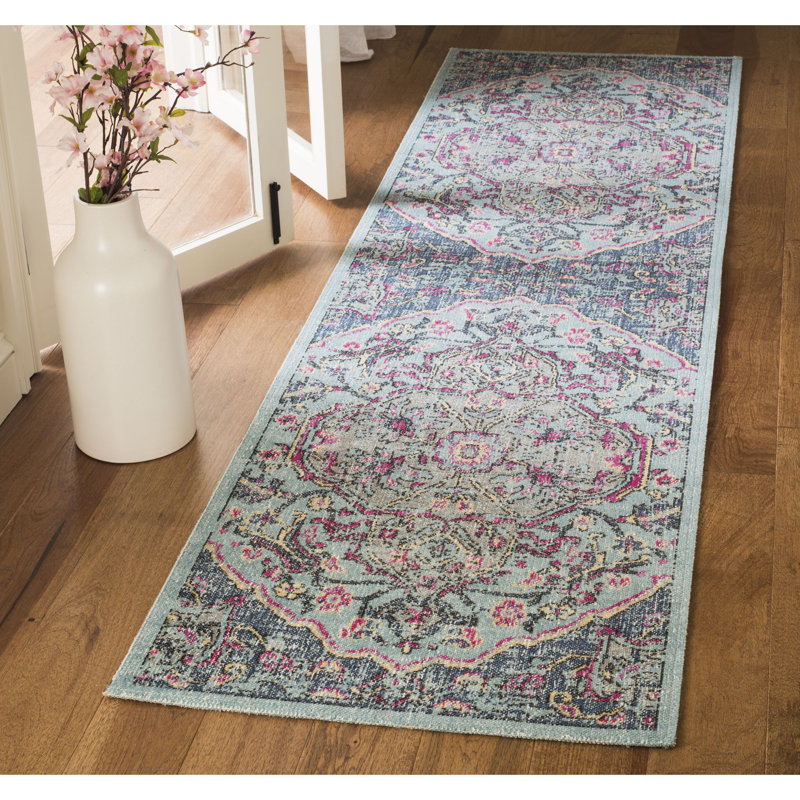 Villanova Performance Oriental Rug, Runner 2'2" x 8'