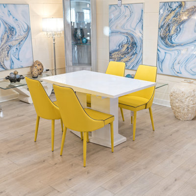 Bozrah 4 -Person Butterfly Leaf Dining Set