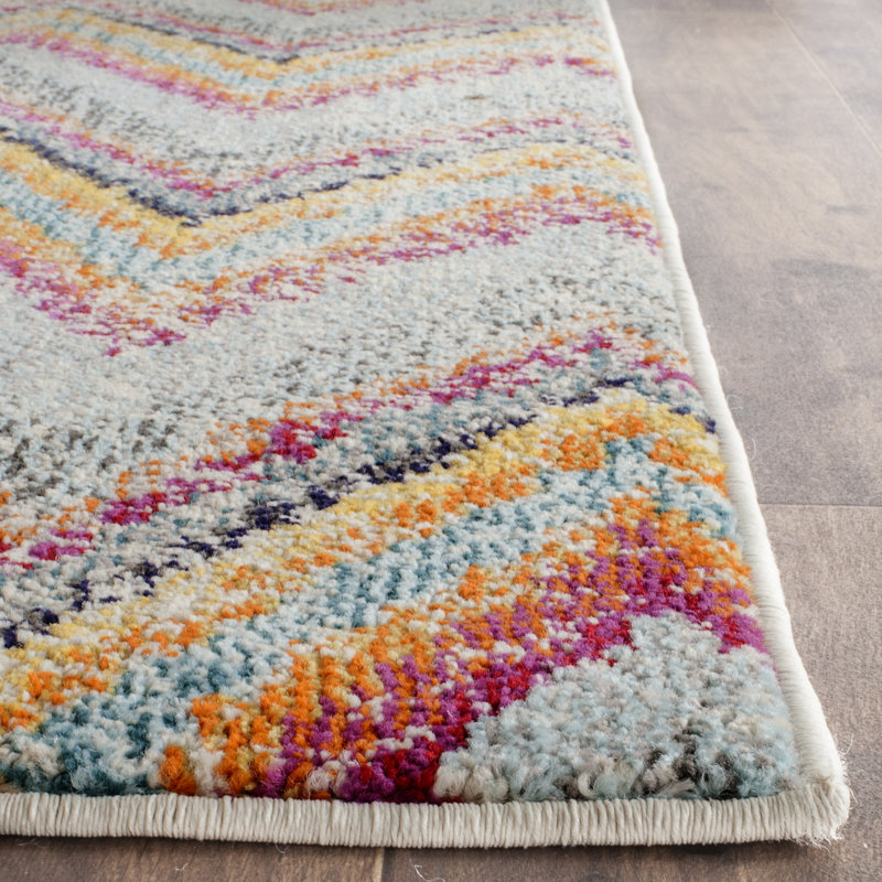 Avah Chevron Hand Woven Area Rug, Rectangle 201 x 279 cm