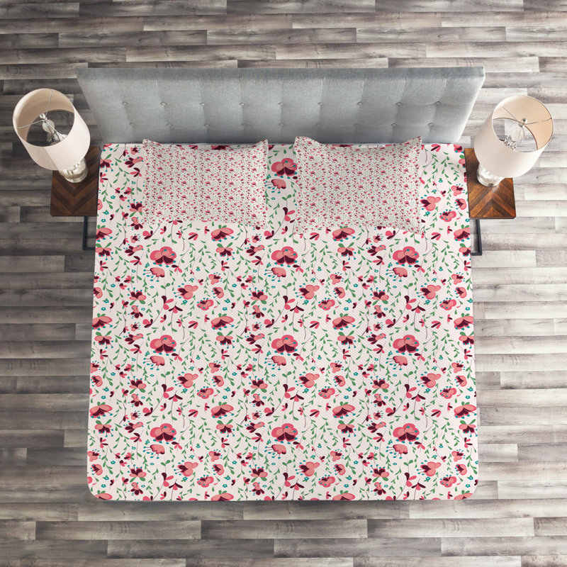 Farmhouse / Country Polyester Floral Coverlet