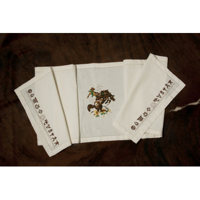 Valentina Table Runner
