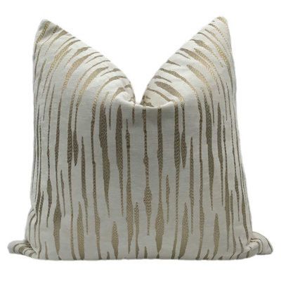 Dia Square Pillow Cover & Insert