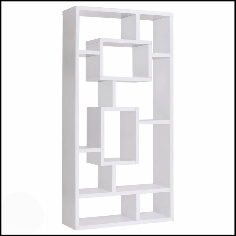 Bibliothèque blanche à 10 tablettes ouvertes avec différentes tailles de tablettes pour la présentation et l'organisation