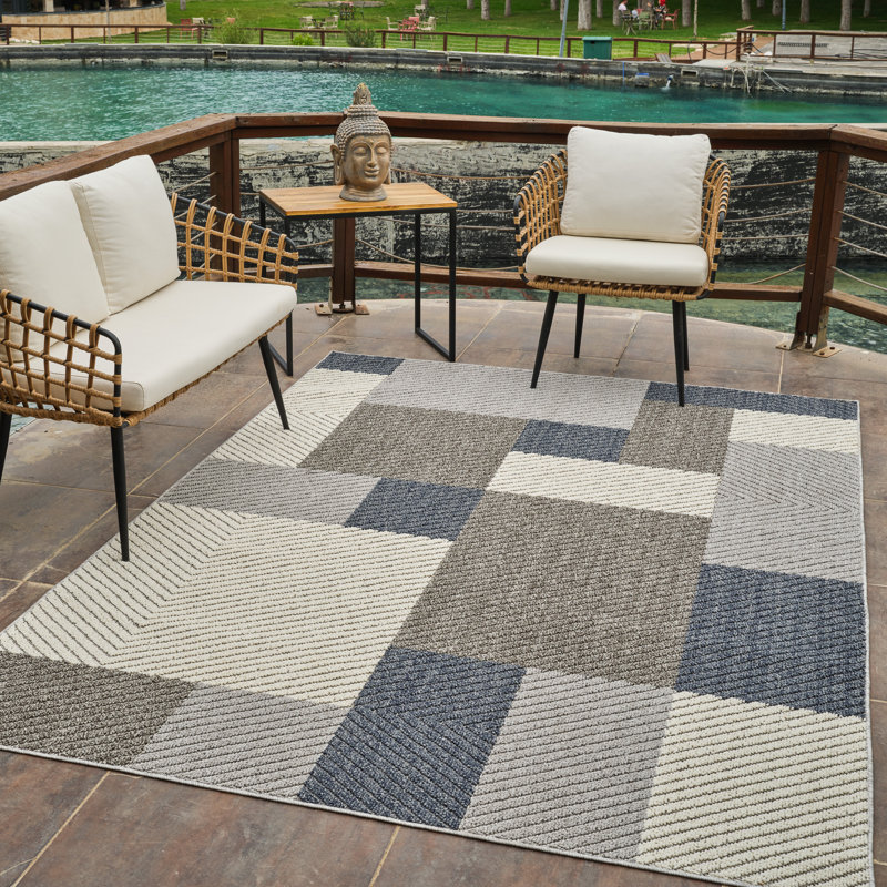 Latacha Indoor Rug, Rectangle 6'7" x 9'6"