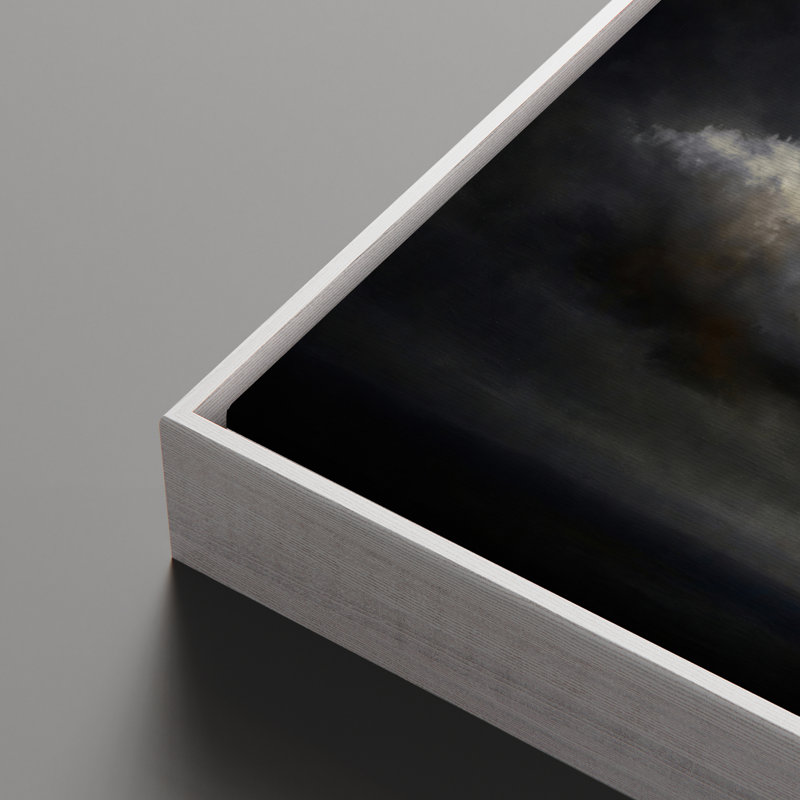 «Dramatic Luminous Cloud Floating in Dark Sky», reproduction d'art encadrée, H 16 po x l 24 po, Blanc