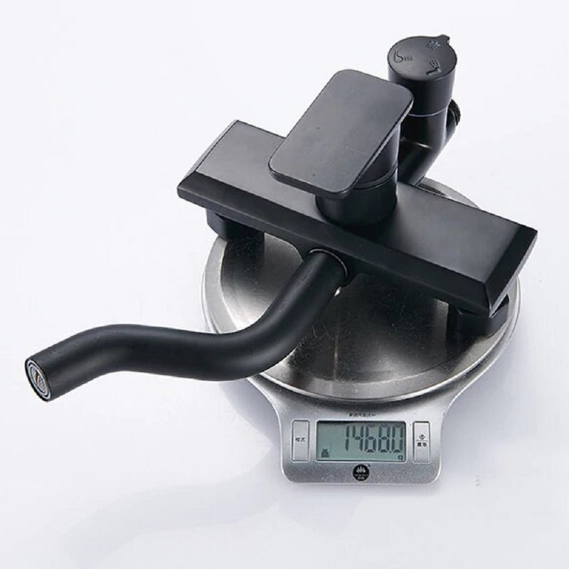 Robinet de douche thermostatique noir mat Milan avec design précis et contrôle précis de la température
