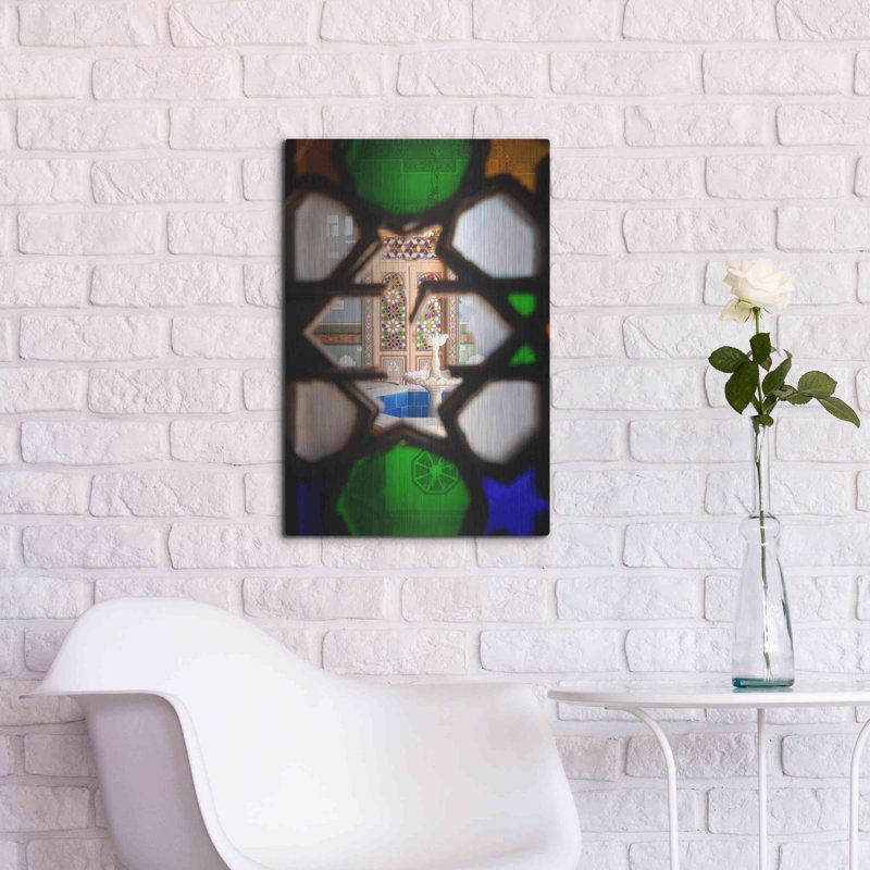 «Secret Fountain» par Roman Robroek, H 24 po x l 16 po